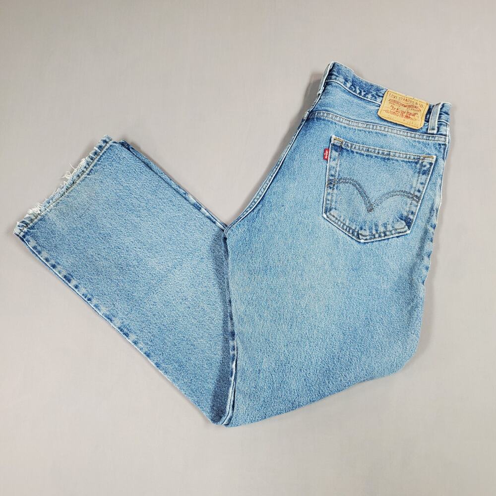 Vintage 2000's Levi's 517 Mens Bootcut Jeans Size 36x32 Thrashed Light Wash